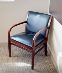 [#B9-3] Black guest chair