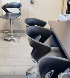 [#B1-6] Adjustable barstool