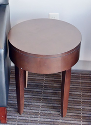 [#C11-11] Round side table