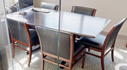 [#C5-12] Small conference table