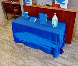 [#C8-13] folding table