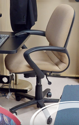 [#B13-4] Beige task chair