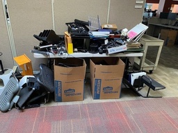 [#C8-41] Folding Table