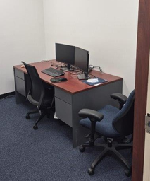 [#E4-3] Case Good Desks