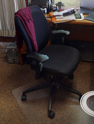 [#B13-2] Blk task chair w/arms