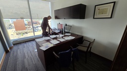 [#E9] Private Office Suite Setup 2 (Desk, Overhead)