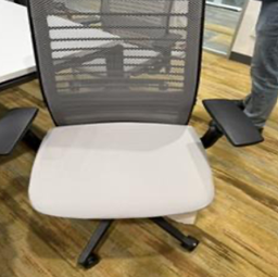 [#B13-10] TASK CHAIR