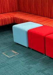 [#B11-13] Pouf
Blue fabric upholstery