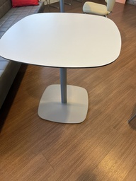 [#C3-9] Café Tables