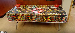 [#C8-10] Folding table