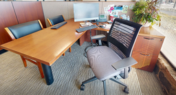 [#E6-2] L-shaped desk