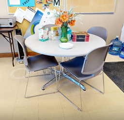 [#B4-6] Cafe chair