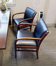 [#B9-2] Black guest chair