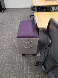 [#D17-1] Pedestal - Wood