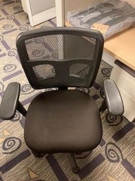 [#B13-33] BLACK TASK CHAIR-D3