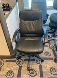 [#B12-74] BLACK LEATHER CHAIR-E5