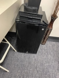 [#G9-10] Mini Fridge 