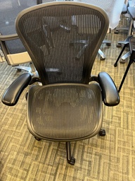 [#B13-0567] Black Low Back Task Chair