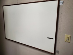 [#F5-132] White Board, 5'