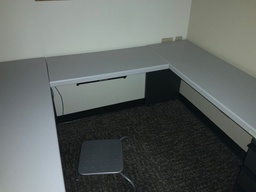 [#E7-146] U-Shape White Top Desk