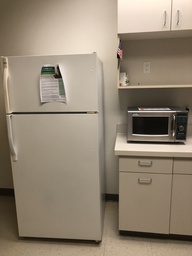 [#G10-18] White Fridge