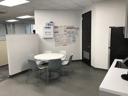 [#C8-4] Small Tables