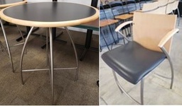 [#B3-2] Round Wood Surface Table with 3 Chairs