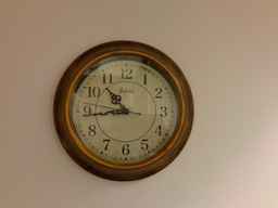 [#I4-1] Wall Clock
