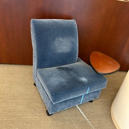 [#B12-30] Tablet chair