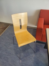 [#B4-387] Wooden Chair
