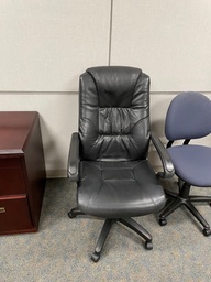 [#B6-28] Black Leather Executive Chair