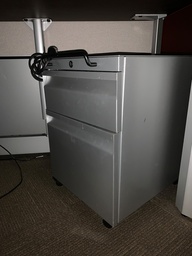 [#D16-71] Metal Ped - With Handle