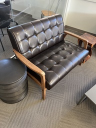 [#B12-1540] XL Brown leather chairs