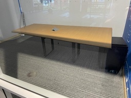 [#C7-12] Conference Table