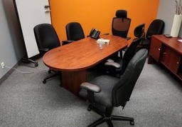 [#C8-6] Race track meeting table