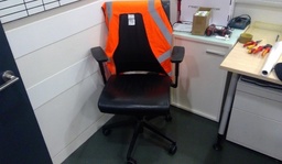 [#B13-41] TASK CHAIR