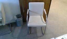 [#B8-49] MEETING CHAIR 14 blue, 20 white