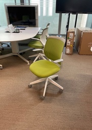 [#B13-96] TASK CHAIR