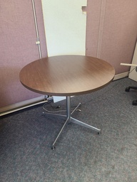 [#C5-9] Round table - 3' diameter