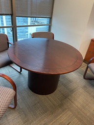 [#C5-67] ROUND WOOD TABLE 