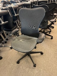 [#B13-12] Task Chair