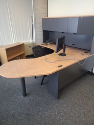 [#E8-5] Ensemble bureau - 90" x 76" x 65" de haut