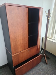 [#D26-6] Wood cabinet - 3' wide x 18" deep x 68" tall