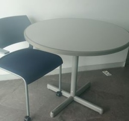 [#B8-185] Chair on wheels, blue | Silla con ruedas, azul