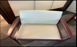 [#B8-69] CREAM GUEST CHAIR
